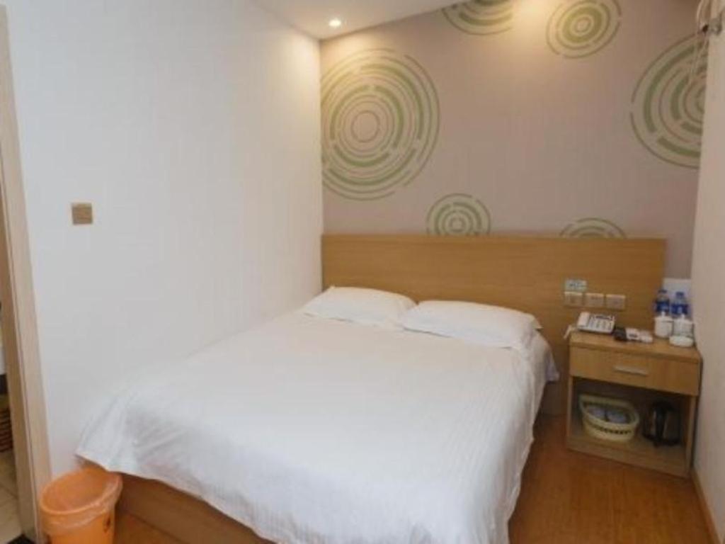 Greentree Inn Zhejiang Ningbo South Railway Station Express Hotel Buitenkant foto